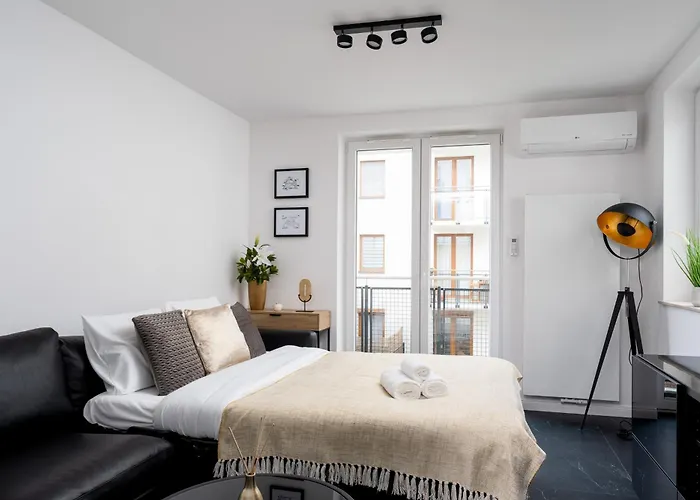 Deluxe Barcelona 55 By Bookinghost * קרקוב